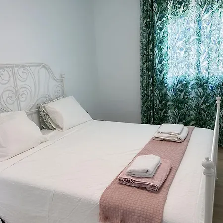 Lele Playa Blanca (Lanzarote)